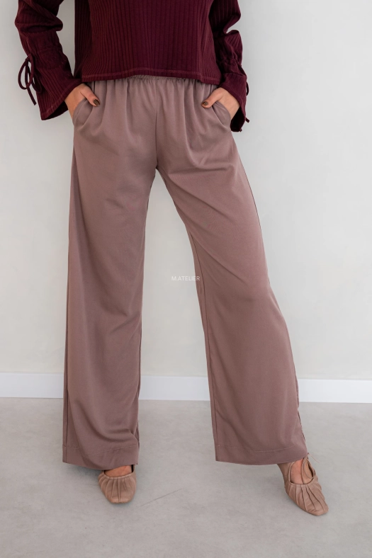 spodnie-mia-taupe-6.webp